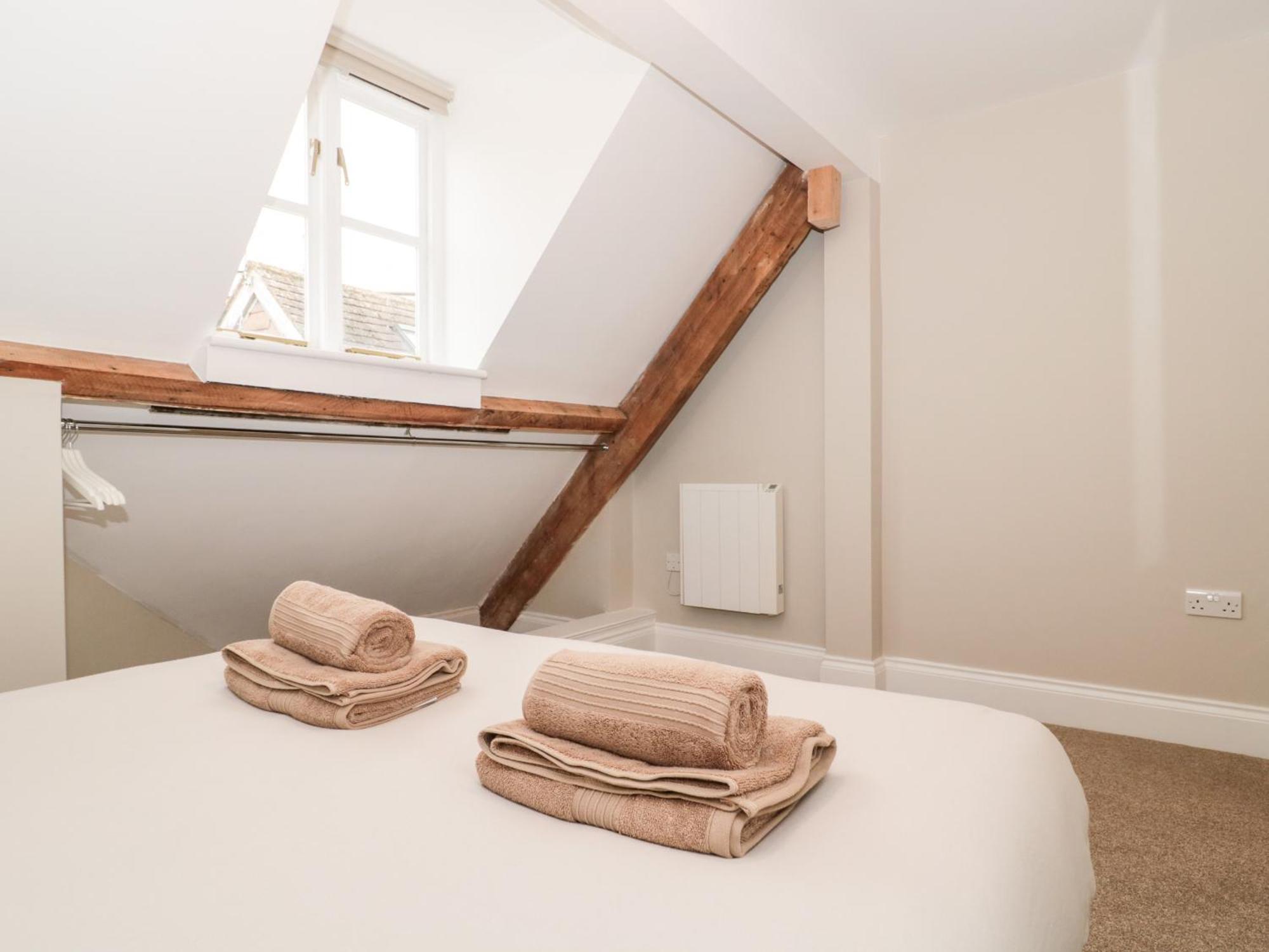 סוואנאייג' Purbeck Hotel Apartments - Flat 5 מראה חיצוני תמונה